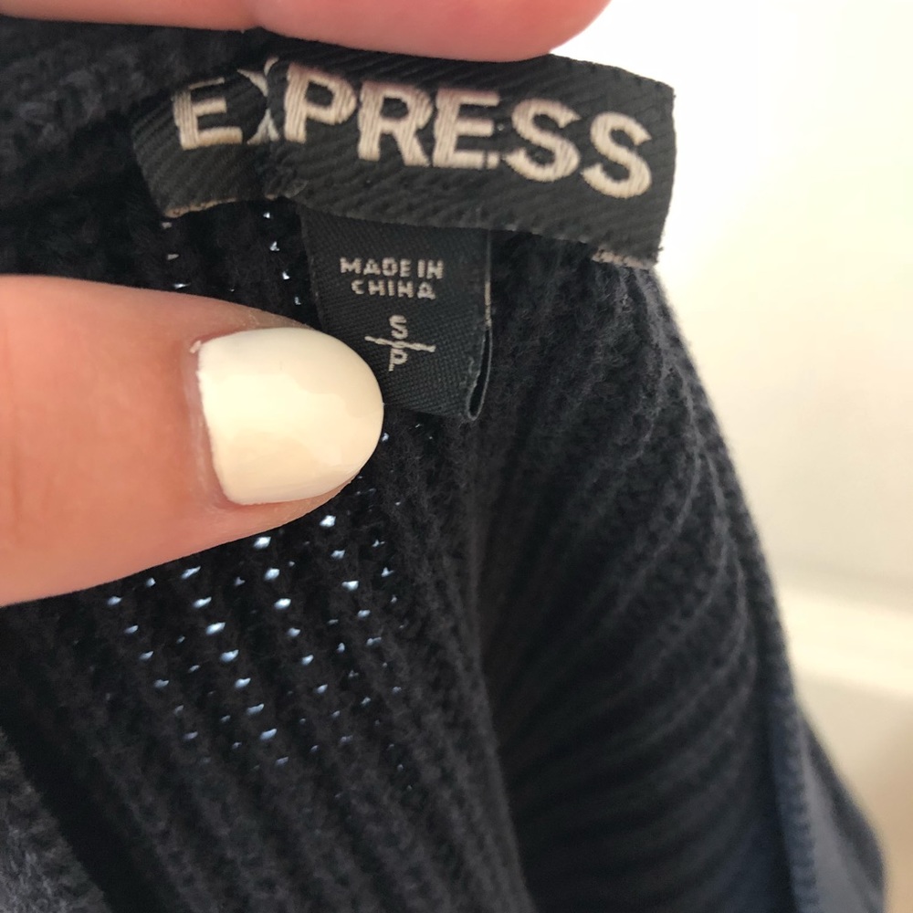 Black express cropped sweater